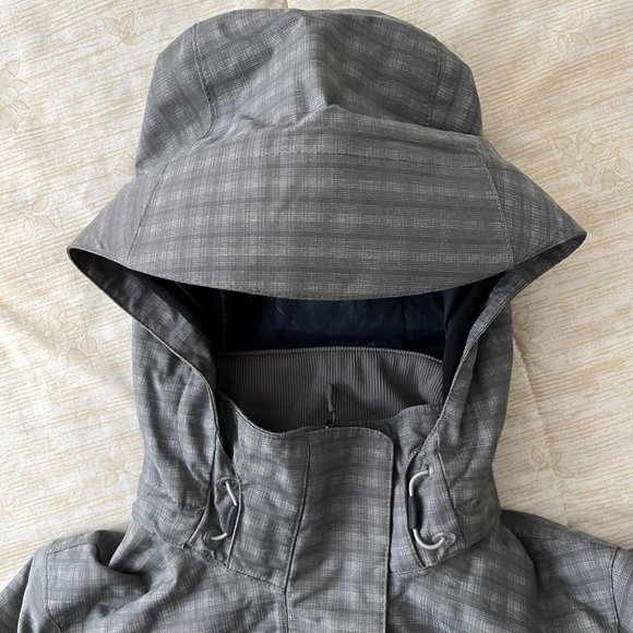 Marmot rain jacket with Membrain - grey plaid, women's sz XS - EUC - Picture 5 of 9